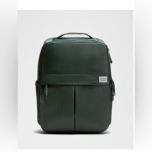 NWT Lululemon Everyday Backpack 21L Rainforest Green